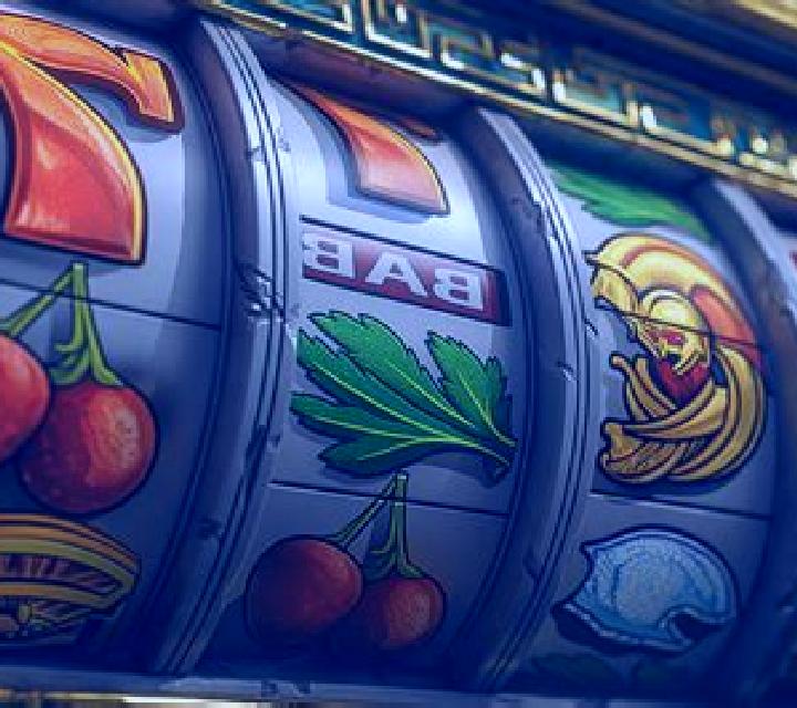 Fruit Lines slot machine