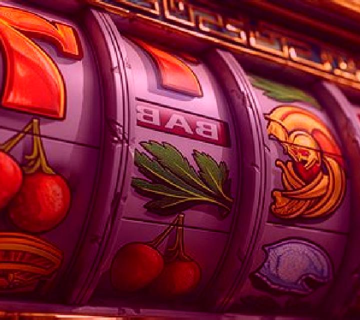 Fruit Salad 100 slot machine