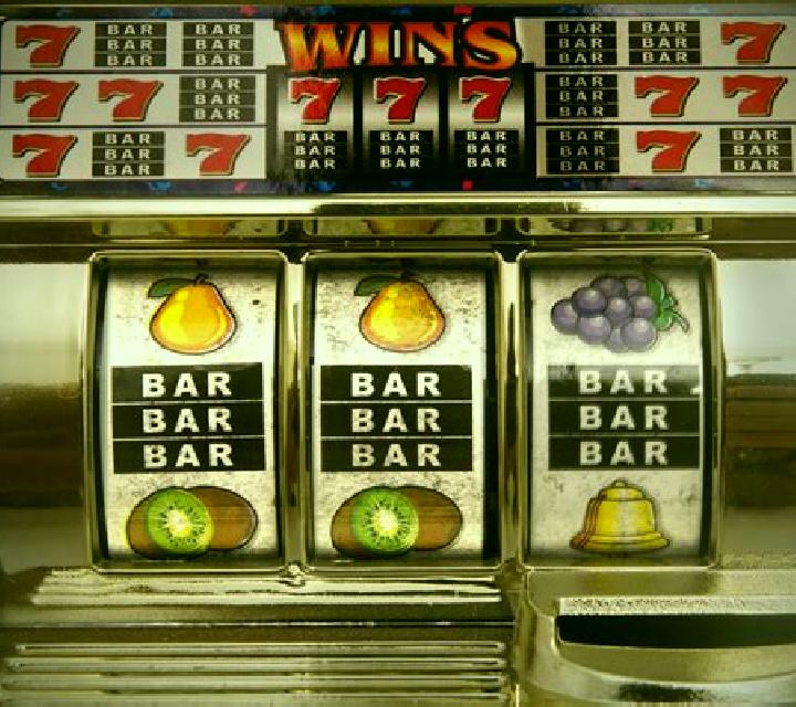 Fruit Salad 3-Reel slot machine