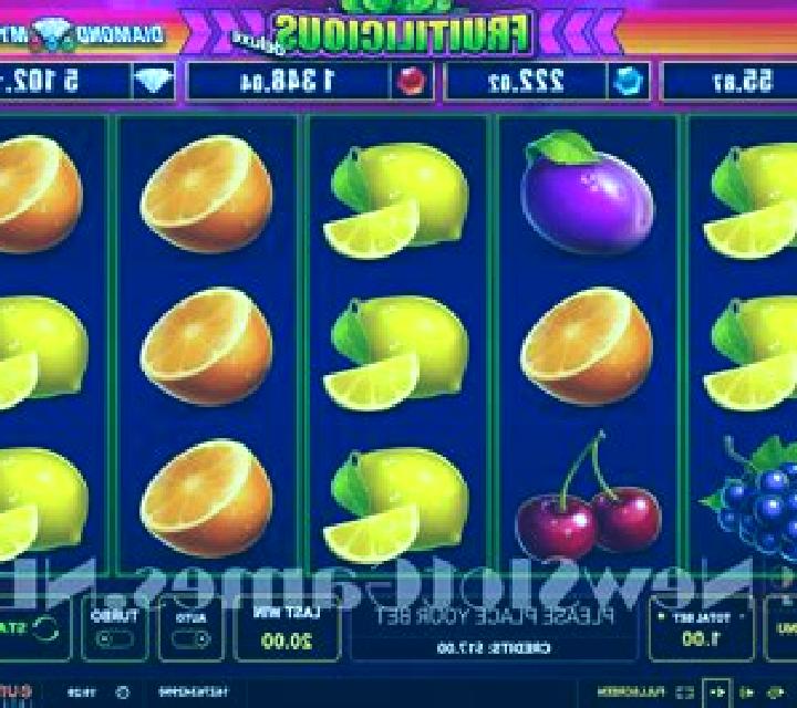 Fruitilicious (GamePlay) slot machine