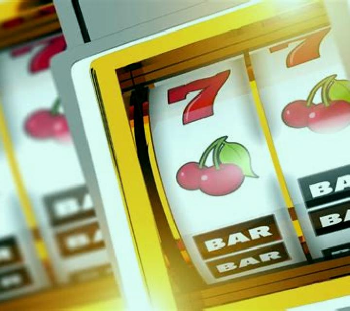Fruitland slot machine