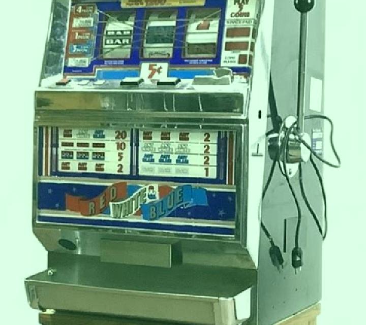 Fruits On Ice Collection 40 Lines slot machine