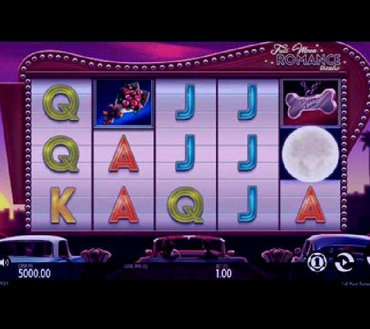 Full Moon Romance slot game