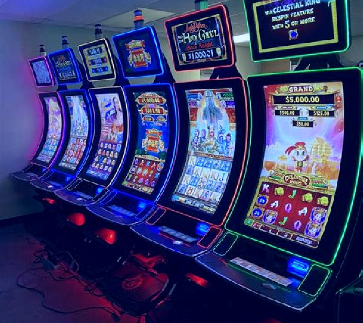 Galactic Cash (XIN Gaming) slot machine