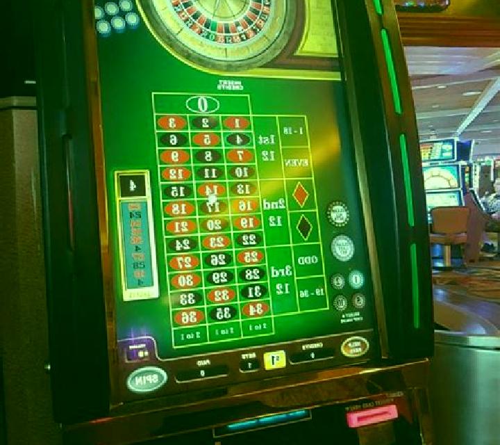 Gem Roulette slot machine