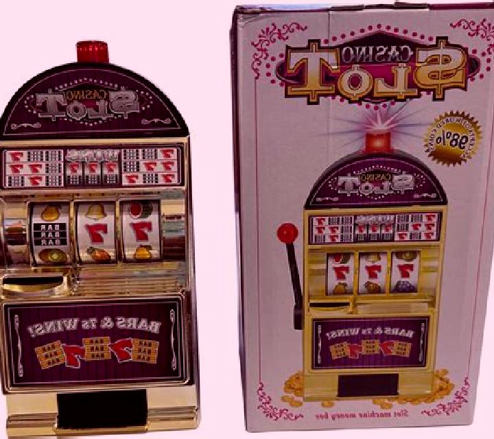 Gemma Mengual Capitana Nemo slot machine