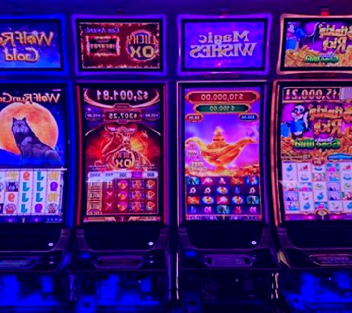 Gems of Egypt (Capecod Gaming) slot machine