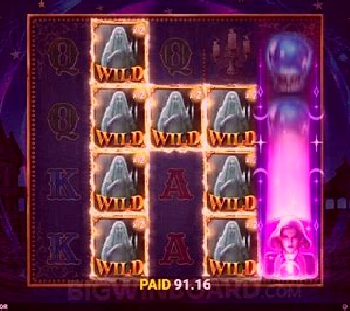 Ghostlight Manor slot machine