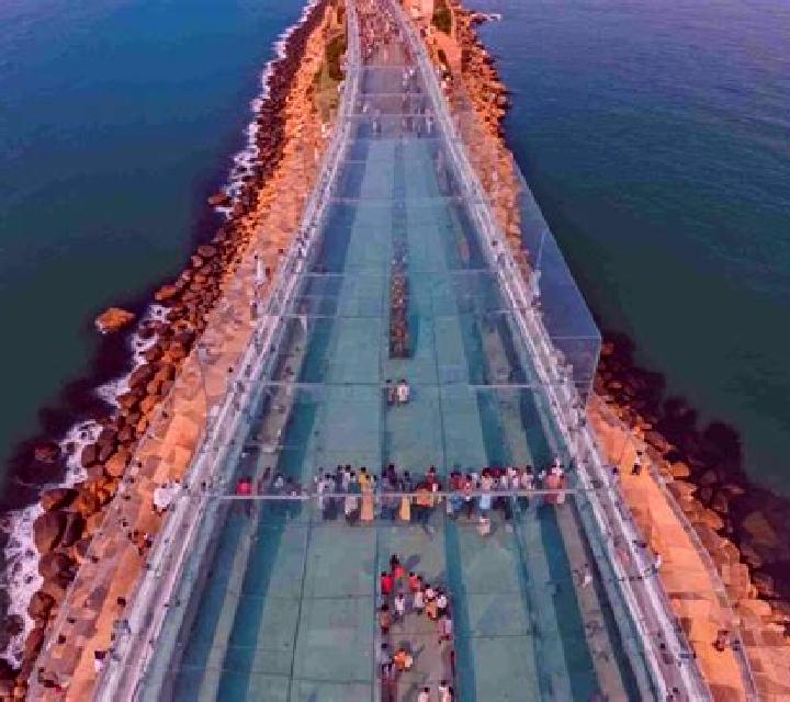 Glass Bridge online slot