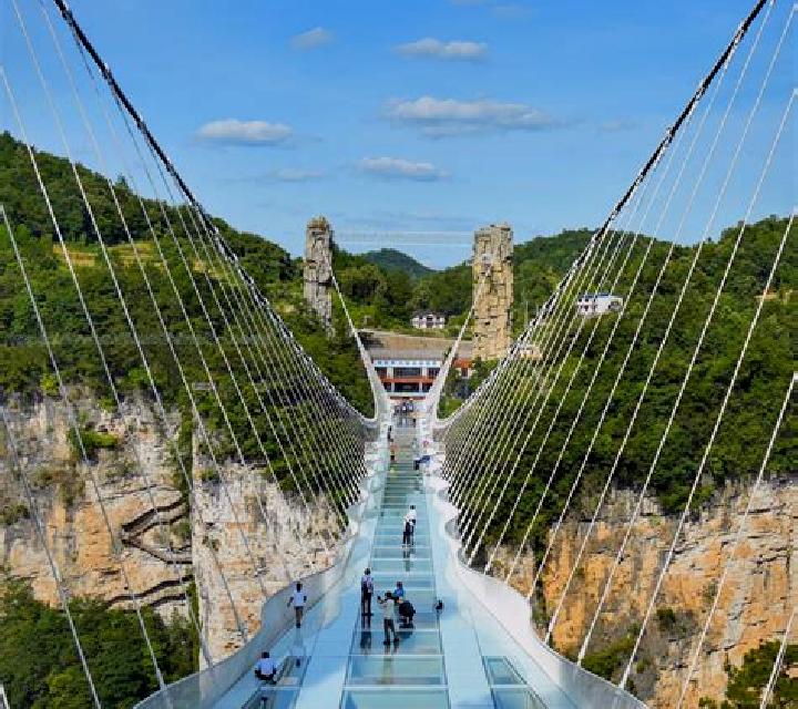 Glass Bridge slot