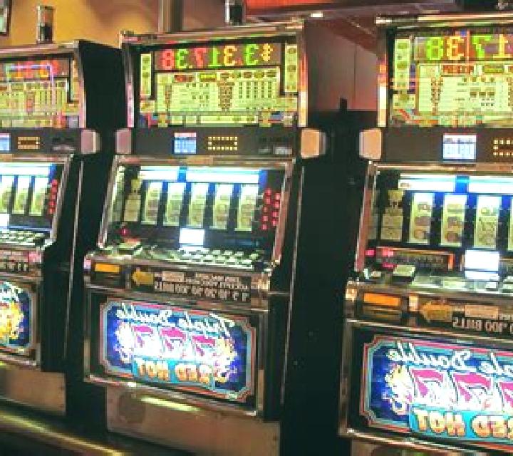 Global 12 Numbers slot game