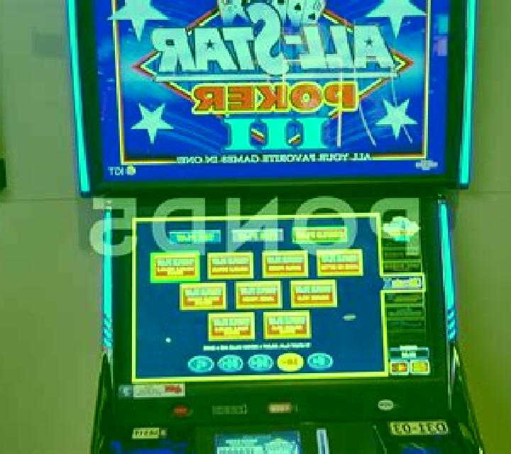 Gold Poker slot machine