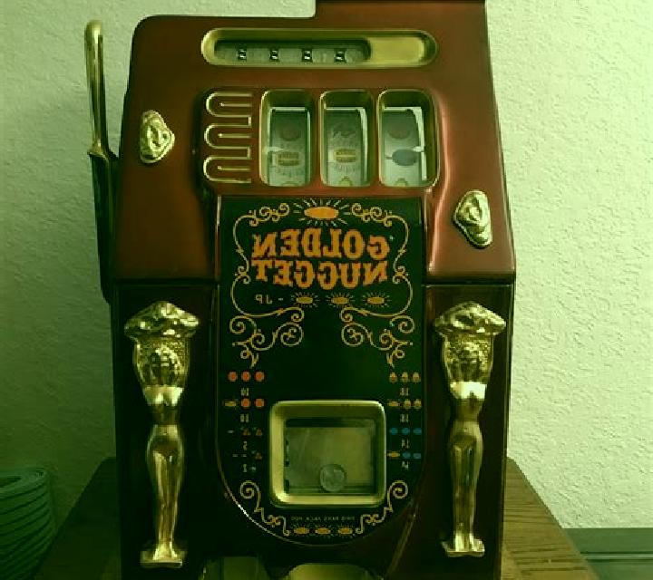 Golden Amazon slot machine