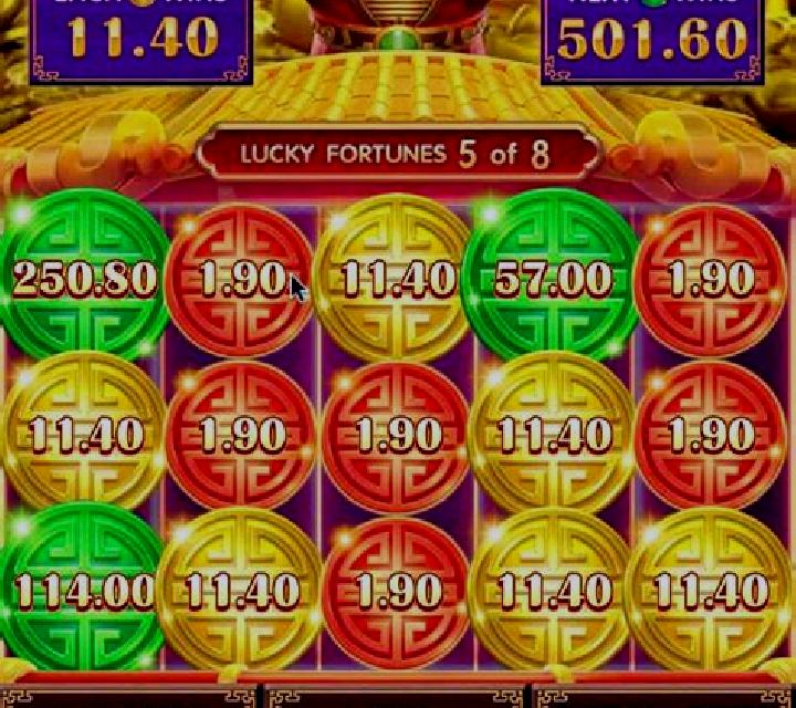 Golden Cat Fortunes slot game