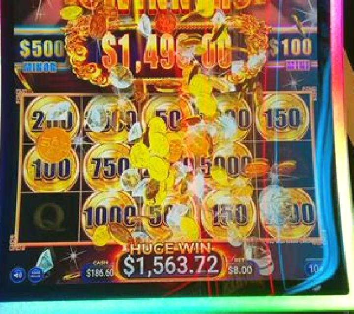 Golden Dragon Hold N Link online slot