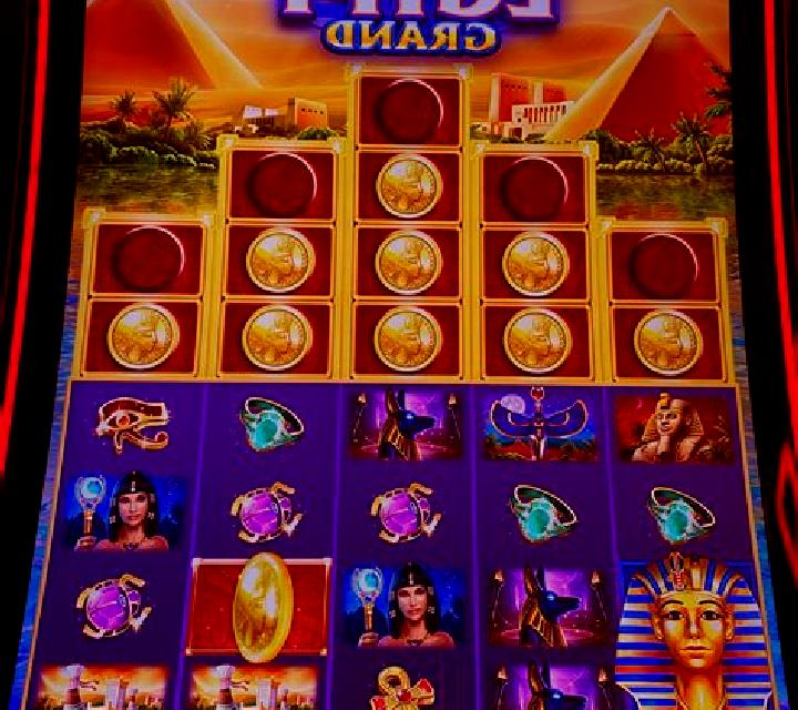Golden Egypt (Panga Games) slot