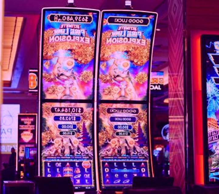 Golden Explosion slot machine