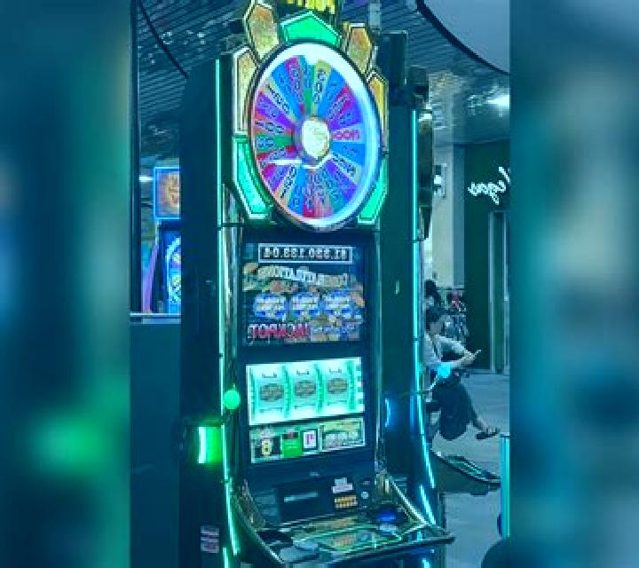 Golden Flower Of Life slot machine