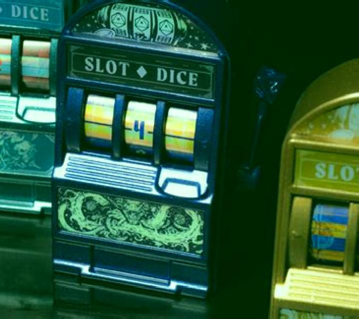 Golden Gate Dice slot game