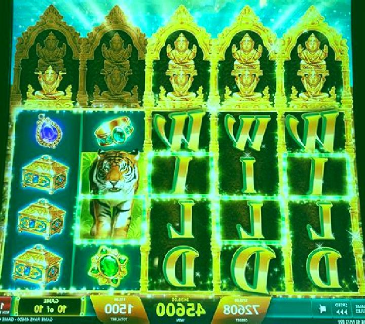 Golden Grand Scratcher slot machine