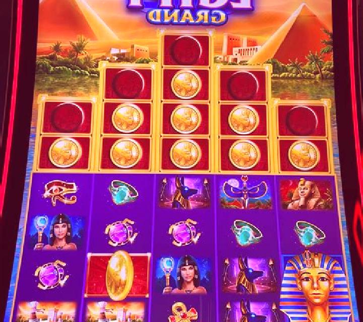 Golden Grand slot machine