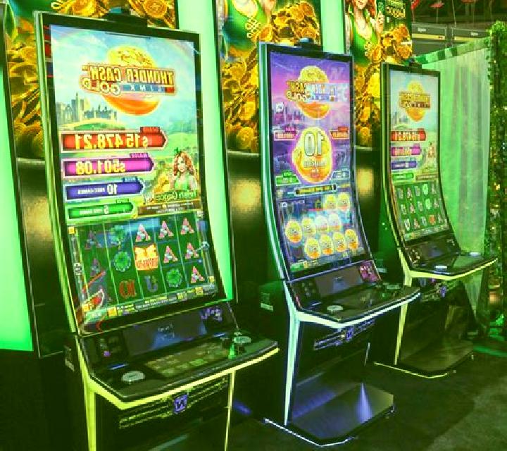 Golden Planet (Novomatic) slot game