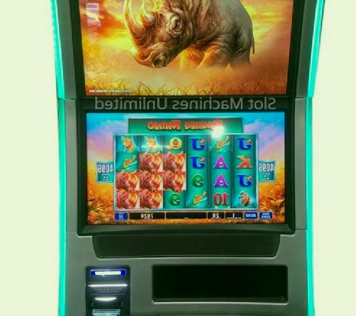 Golden Rhino slot machine