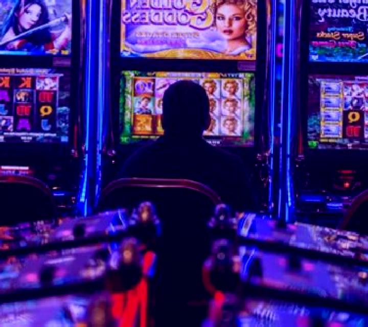 Good & Evil online slot