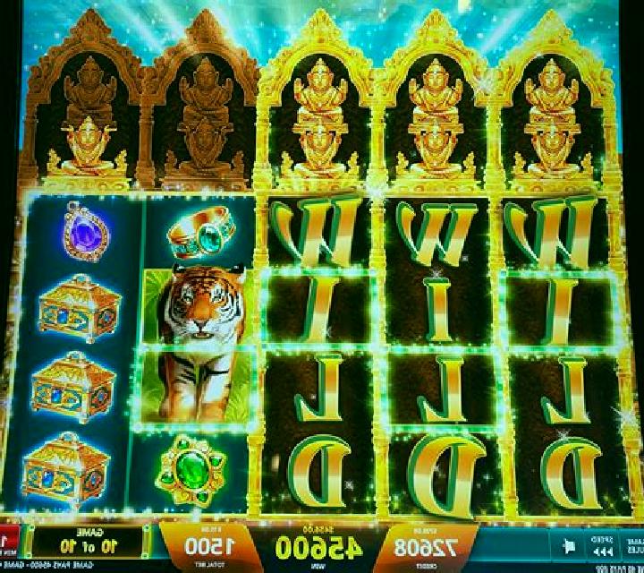 Grand Golden Treasure slot machine