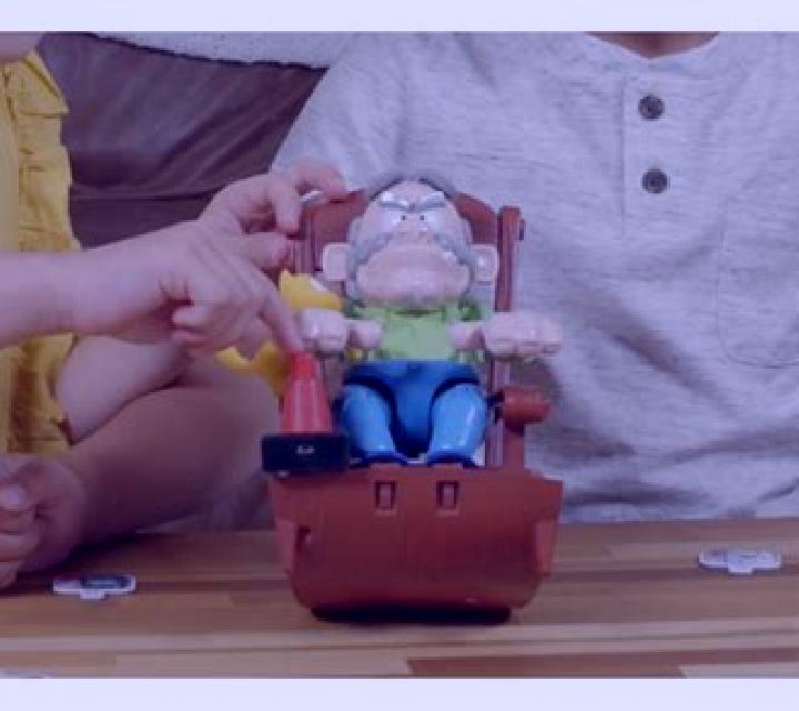 Grumpy Grandpa slot game
