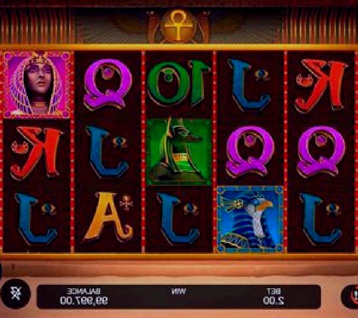 Hand of Fate slot machine