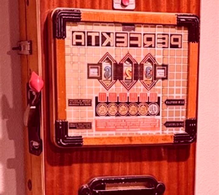 Happy 60s slot machine