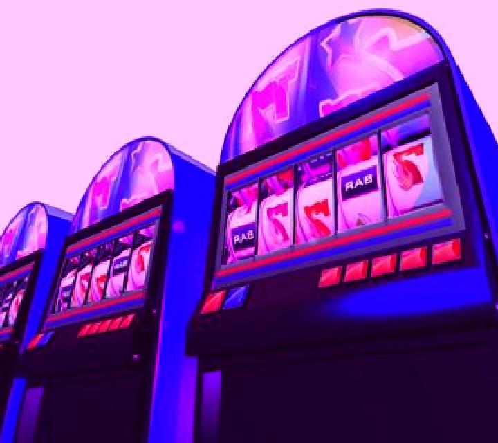 Hearts of Three slot game