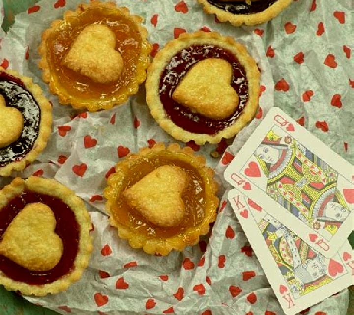 Hearts & Tarts slot game