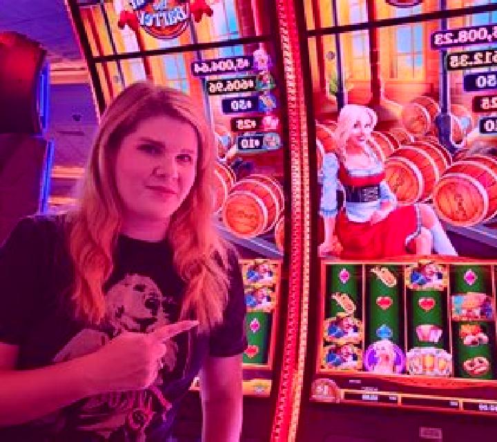 Heidi Hunt slot machine