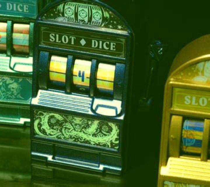 Hi And Lo Dice slot machine