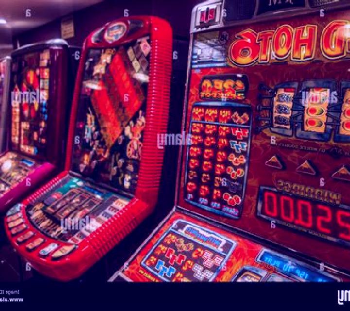 Hi Lo Gambler slot machine