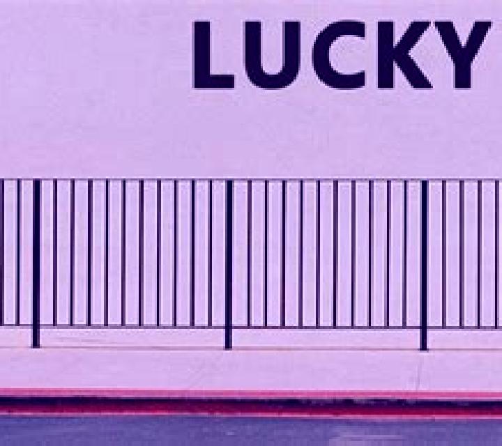 Hi-Lo: Lucky Step slot
