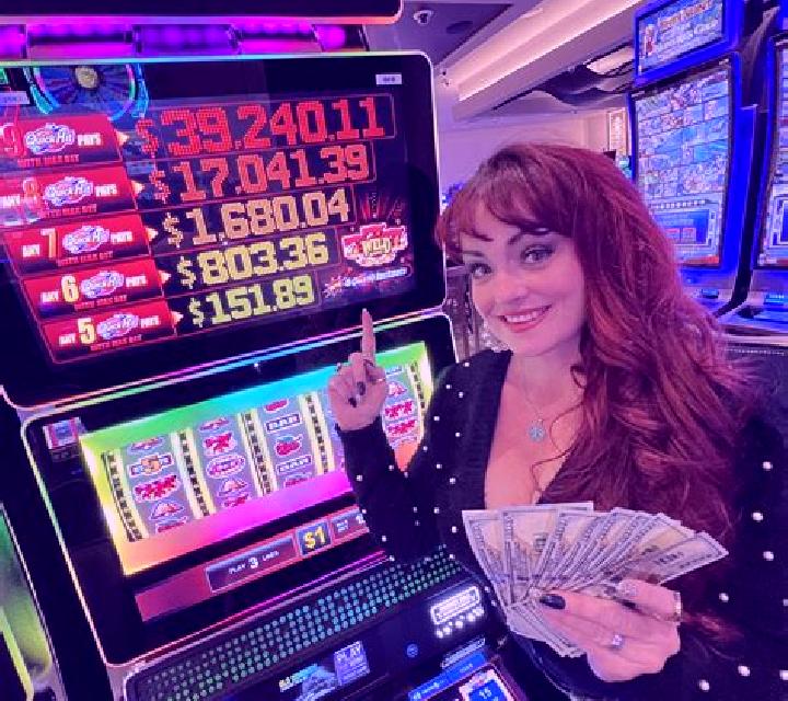 Hi-Lo (Tower.bet) online slot