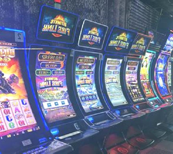 Hidden City slot machine