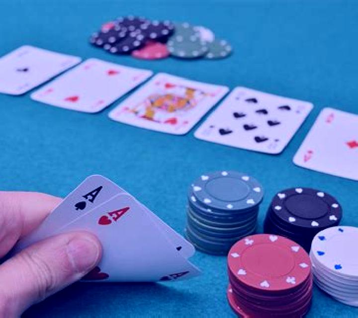 High Roller Hold em Poker (OneTouch) slot machine