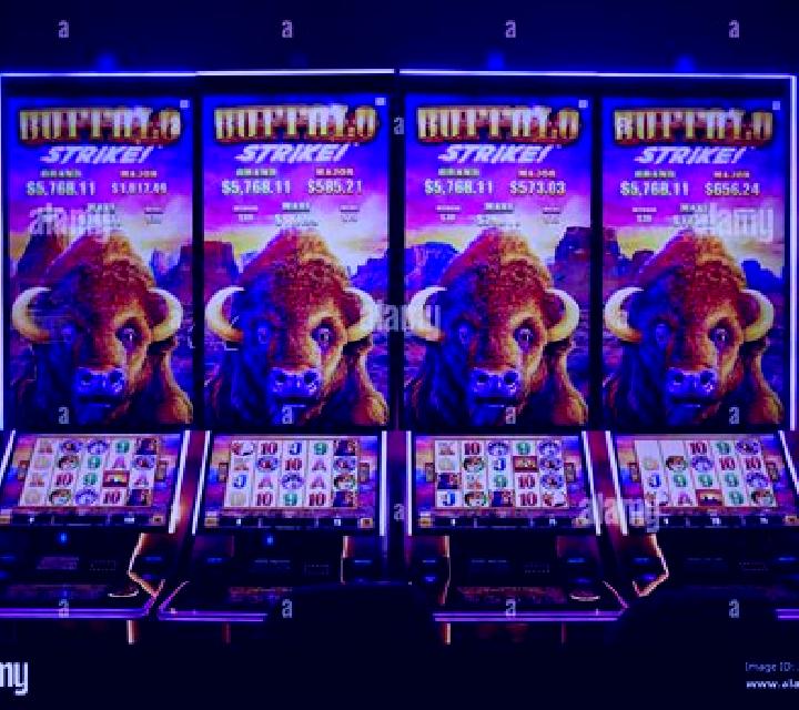 High Strike slot machine