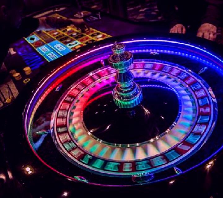 Hit the Top Roulette slot