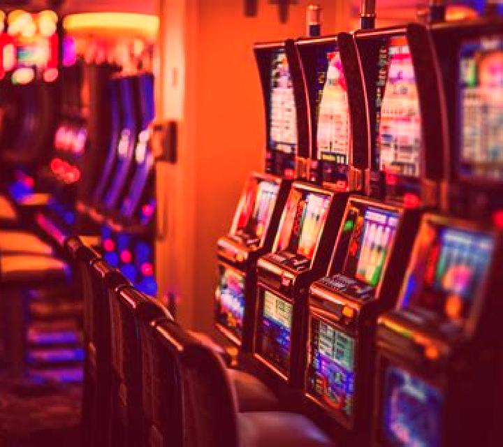 Holiday Market slot machine
