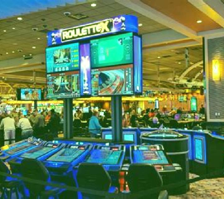 Hollywood Wonders slot machine