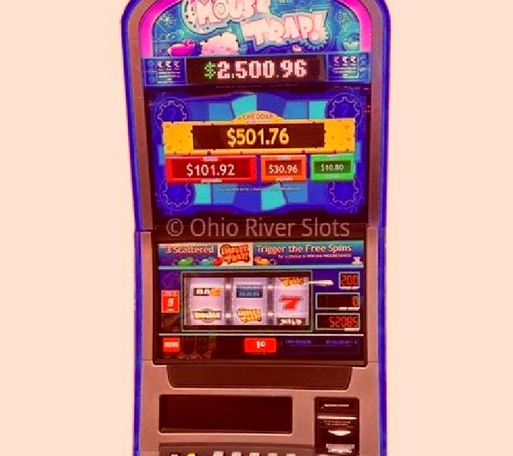 Honey Trap slot machine