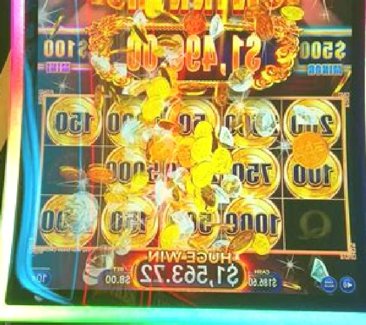 Hook the Cash slot machine