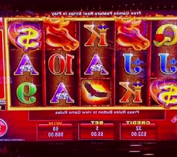 Horsing About slot game