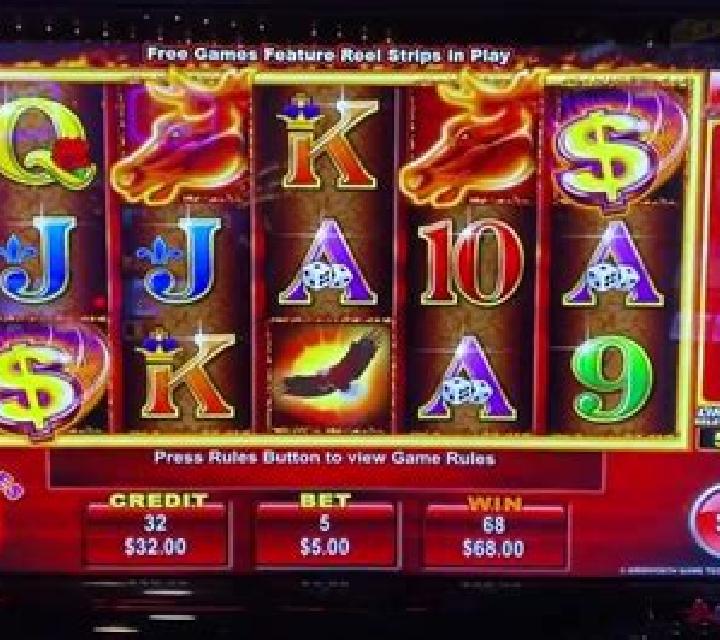 Horsing About slot