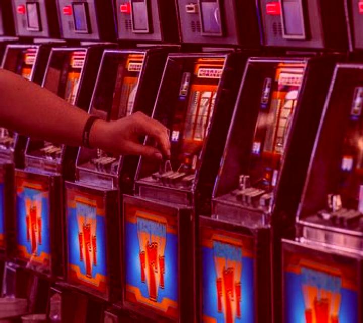 Hot 2 Drop slot machine